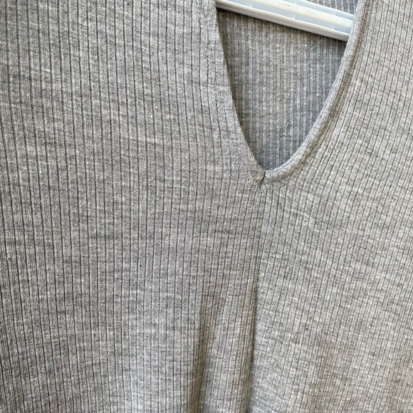 Hollister Ribbed Keyhole Long Sleeve - Picture 3 of 4